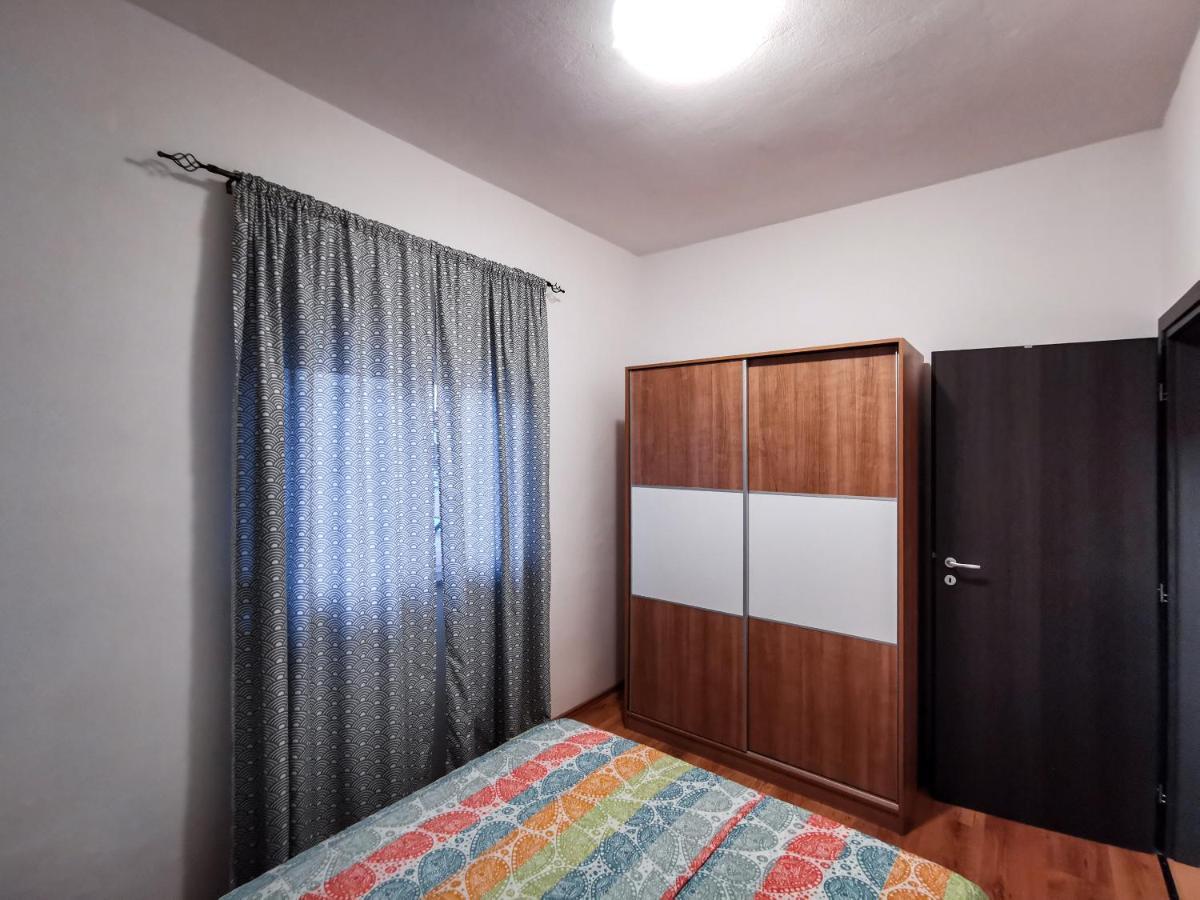 Apartments & Studio Pekica 로비니 외부 사진
